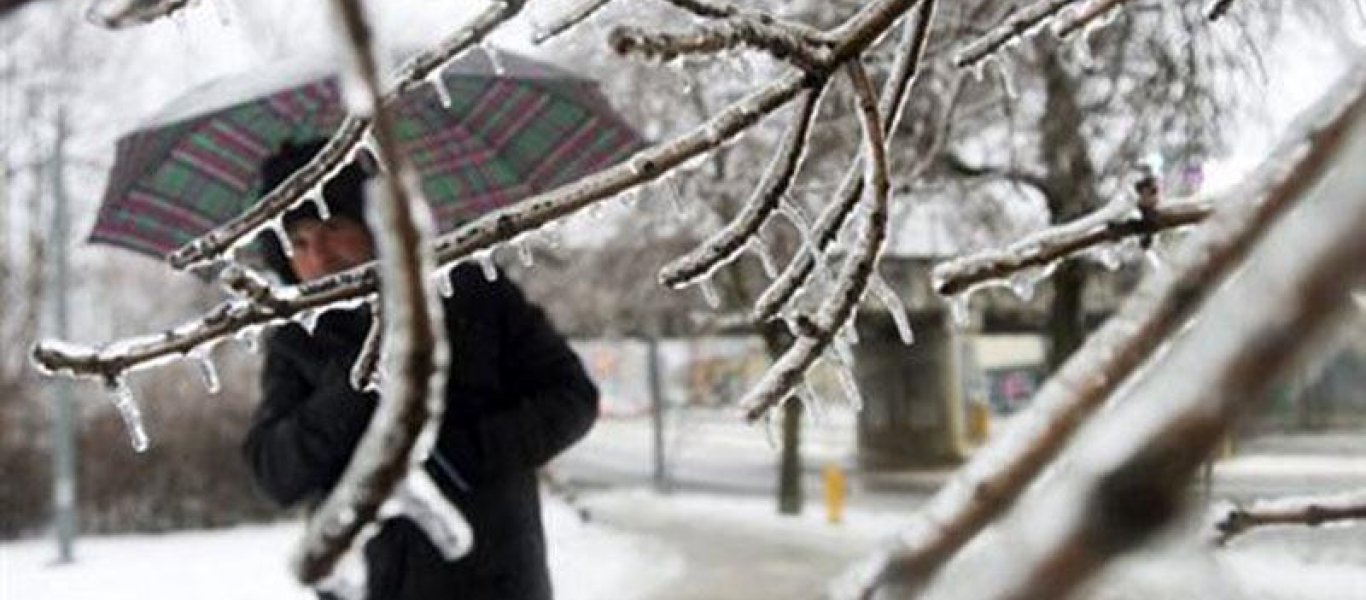 Παγετός σε όλη την χώρα - Μέχρι και τα νησιά ντύθηκαν στα λευκά (φωτό, βίντεο)